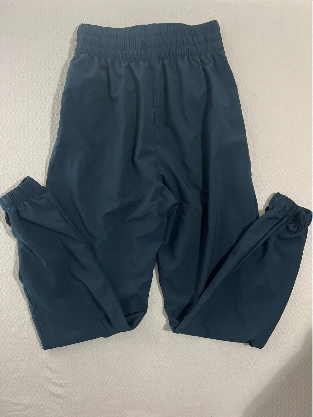 Nike One Dri-FIT Lightweight Polyester Jogger Pants XS